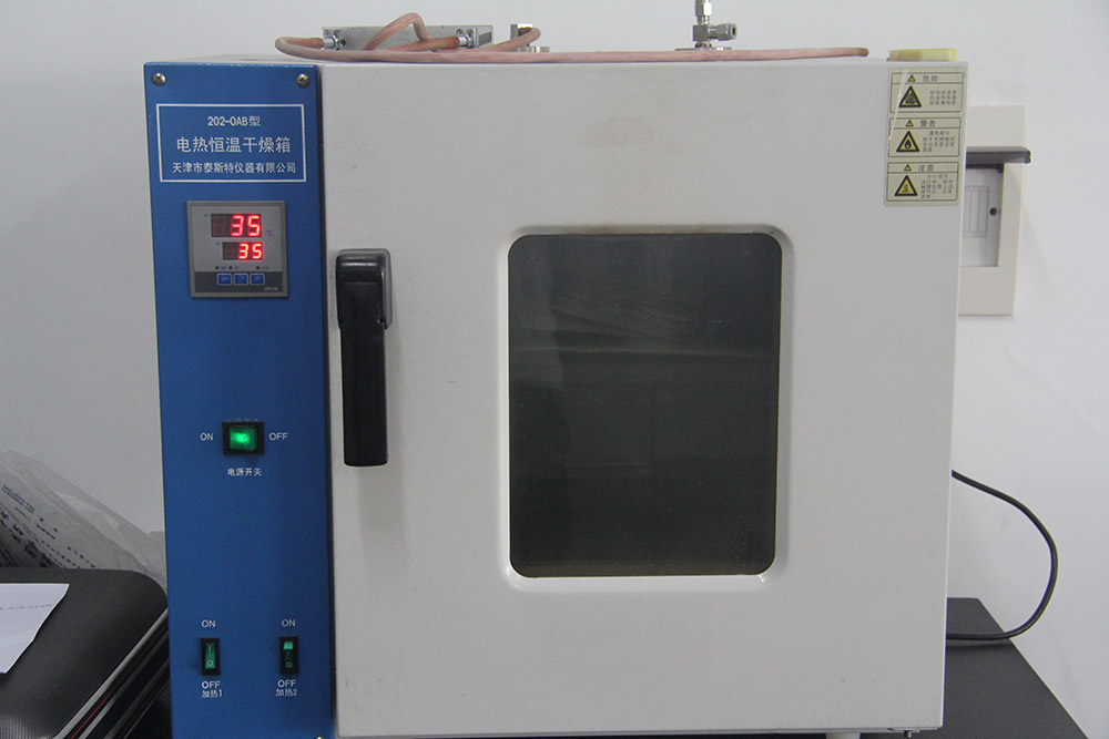 202-0AB电热恒温干燥箱.jpg